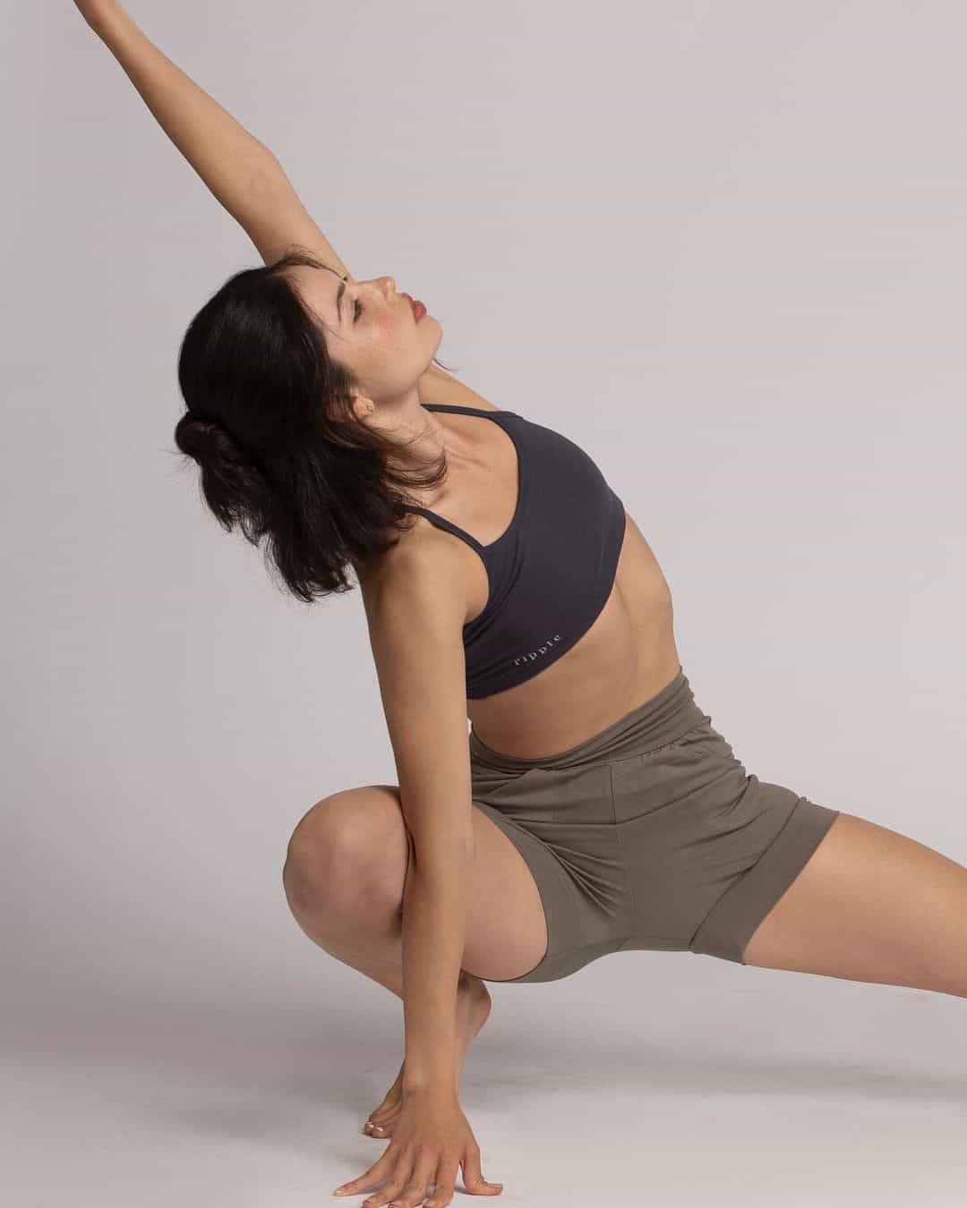 The Best Sustainable Yoga Clothing For Your Vibe  Yoga clothes, Organic yoga  clothes, Yoga clothing brands